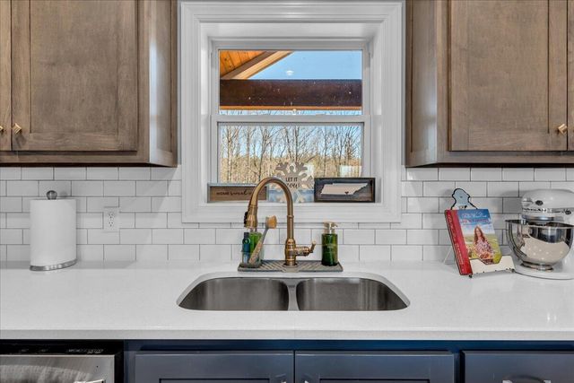 636 Raulston Falls Road Jh-132, Jasper, TN 37347