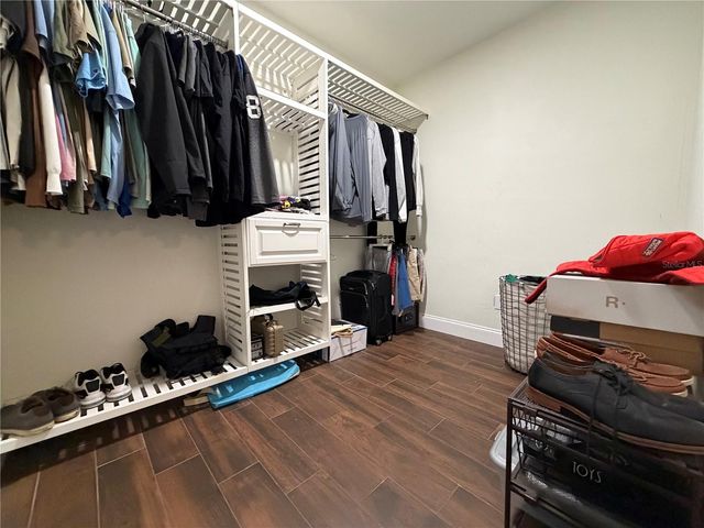626 74TH STREET N, St Petersburg, FL 33710
