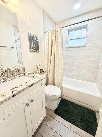 626 74TH STREET N, St Petersburg, FL 33710