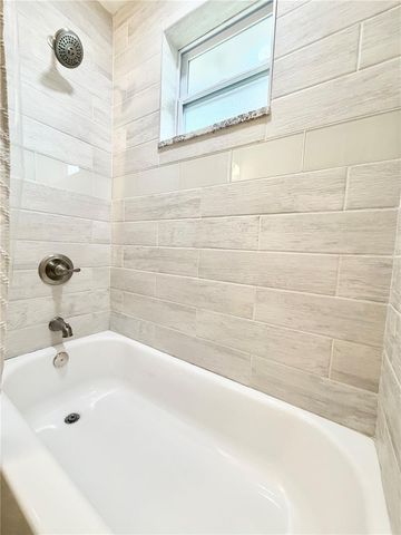 626 74TH STREET N, St Petersburg, FL 33710