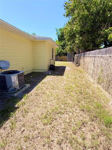 626 74TH STREET N, St Petersburg, FL 33710