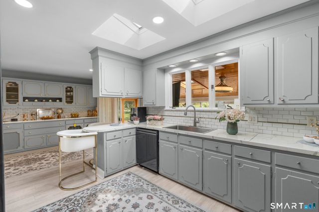 15 Pent Road, Deep River, CT 06417