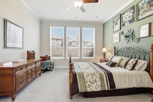 305 Iron Rail LN, Georgetown, TX 78633