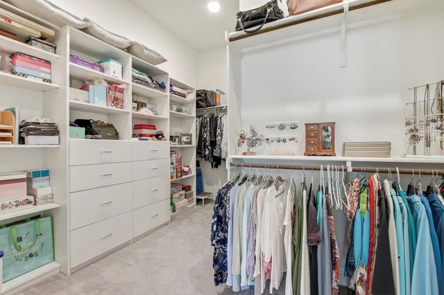 305 Iron Rail LN, Georgetown, TX 78633
