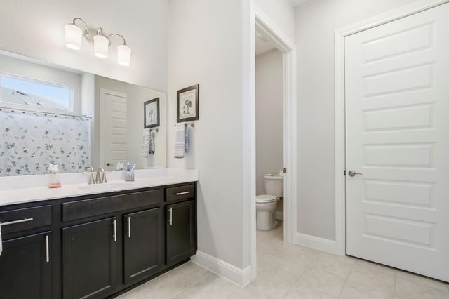 305 Iron Rail LN, Georgetown, TX 78633