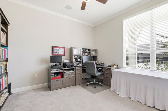 305 Iron Rail LN, Georgetown, TX 78633