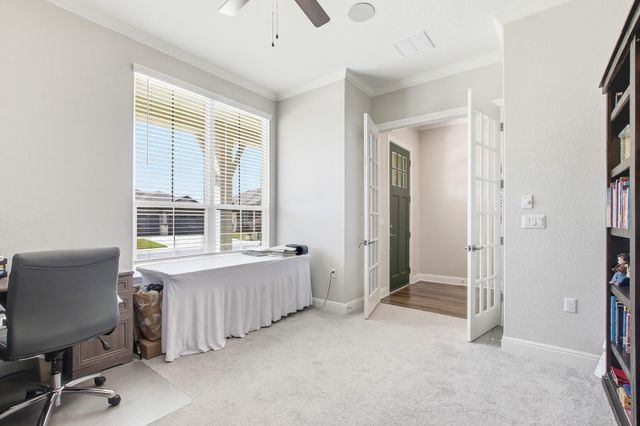 305 Iron Rail LN, Georgetown, TX 78633