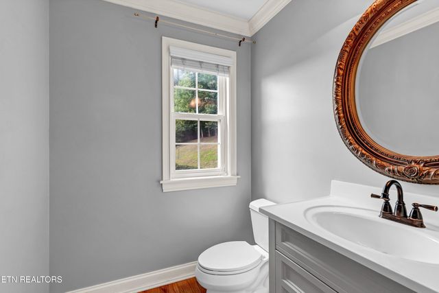 1917 Ridge Oak Lane, Knoxville, TN 37922