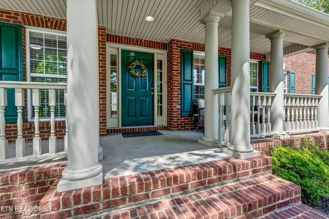 1917 Ridge Oak Lane, Knoxville, TN 37922