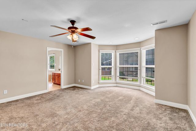 1917 Ridge Oak Lane, Knoxville, TN 37922