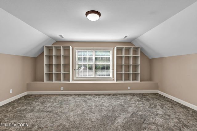 1917 Ridge Oak Lane, Knoxville, TN 37922