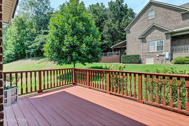1917 Ridge Oak Lane, Knoxville, TN 37922
