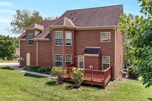 1917 Ridge Oak Lane, Knoxville, TN 37922