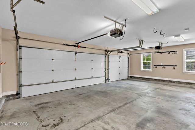 1917 Ridge Oak Lane, Knoxville, TN 37922