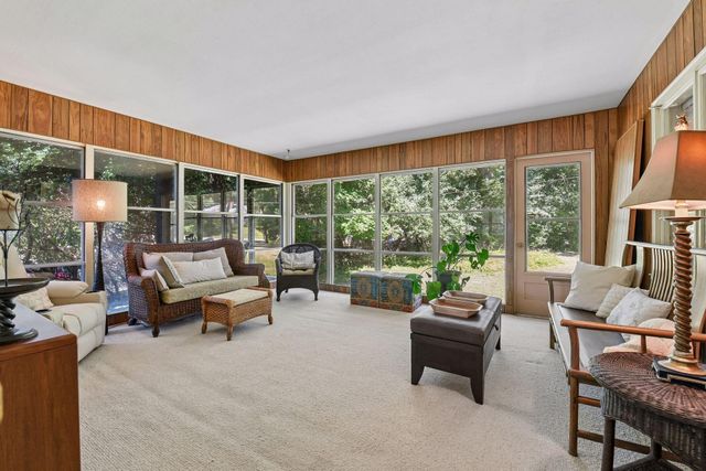 4730 Fairhills Road E, Minnetonka, MN 55345