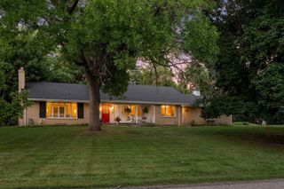 4730 Fairhills Road E, Minnetonka, MN 55345