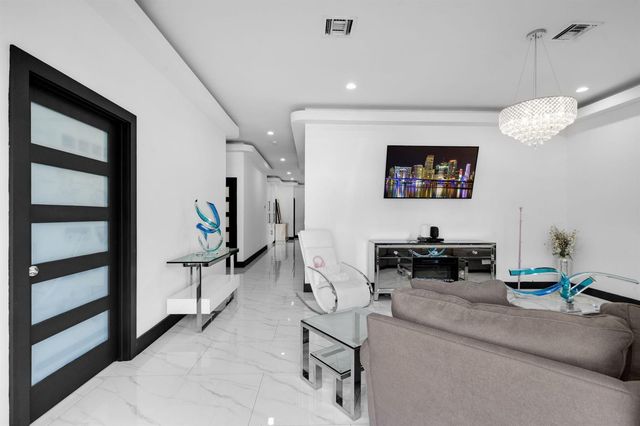 725 Mercury Street, West Palm Beach, FL 33406