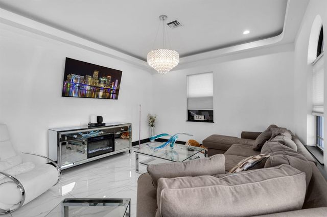 725 Mercury Street, West Palm Beach, FL 33406