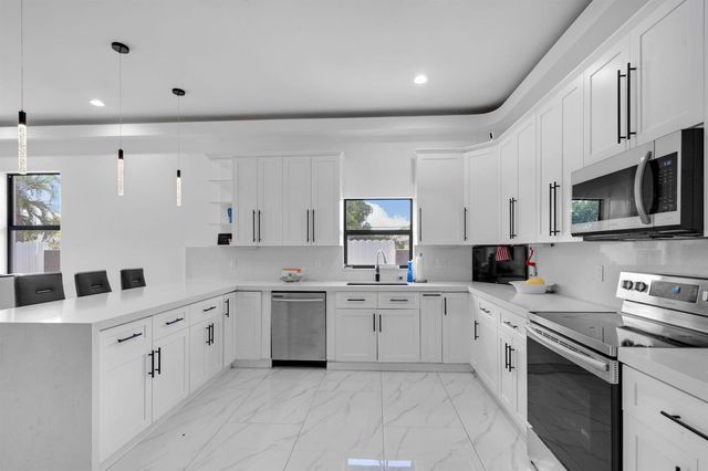 725 Mercury Street, West Palm Beach, FL 33406