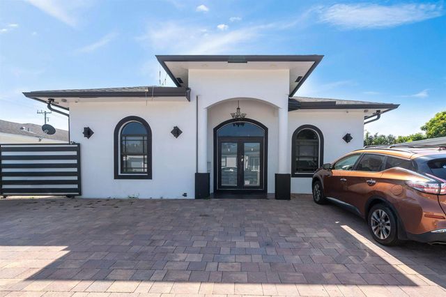725 Mercury Street, West Palm Beach, FL 33406