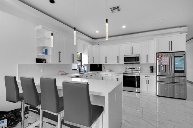 725 Mercury Street, West Palm Beach, FL 33406