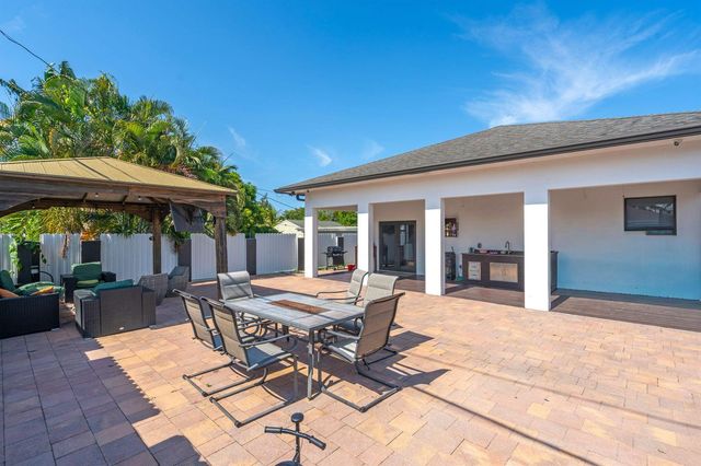 725 Mercury Street, West Palm Beach, FL 33406
