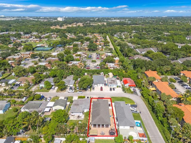 725 Mercury Street, West Palm Beach, FL 33406