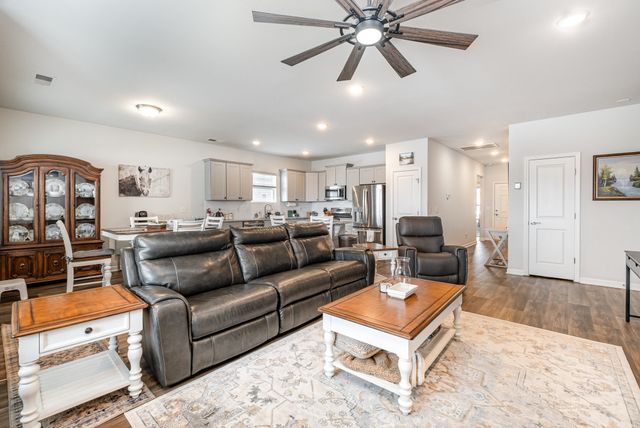 2103 Houston Bend, Lebanon, TN 37087