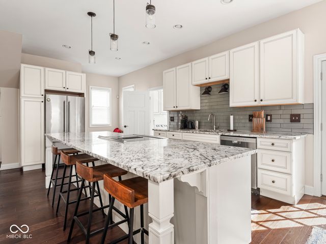 2531 Broadway Street, Indianapolis, IN 46205