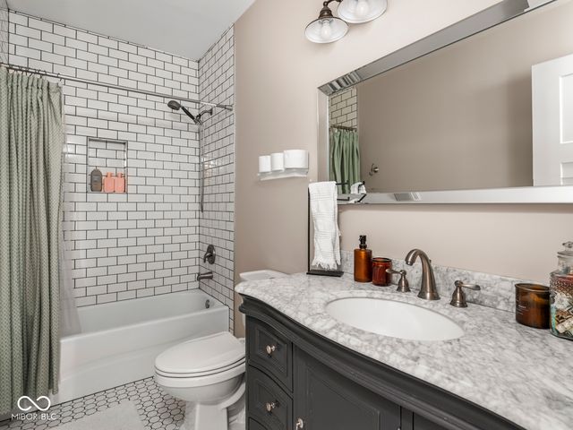 2531 Broadway Street, Indianapolis, IN 46205