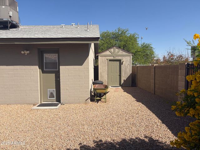 5737 E NISBET Road, Scottsdale, AZ 85254