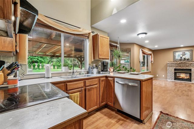 11633 26th Place SE, Lake Stevens, WA 98258