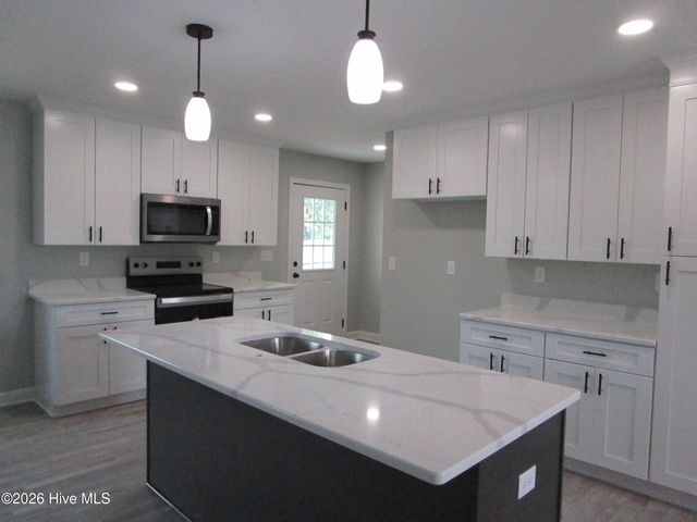 103 Academy Court, Elizabeth City, NC 27909