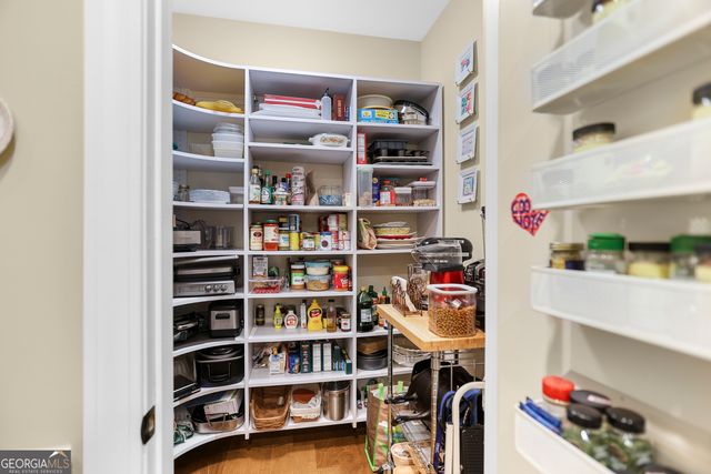 523 Hazelnut Drive, Peachtree City, GA 30269