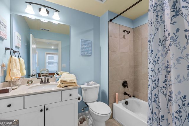 523 Hazelnut Drive, Peachtree City, GA 30269