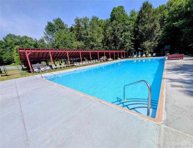 628 Lake Shore Drive, Smallwood, NY 12778