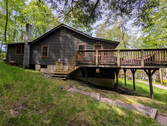 628 Lake Shore Drive, Smallwood, NY 12778