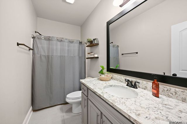 12175 Grand Wood Ave, Gonzales, LA 70737