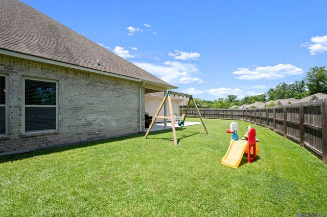 12175 Grand Wood Ave, Gonzales, LA 70737