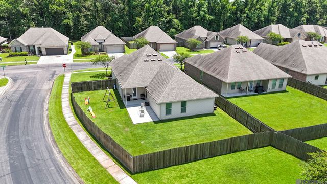 12175 Grand Wood Ave, Gonzales, LA 70737