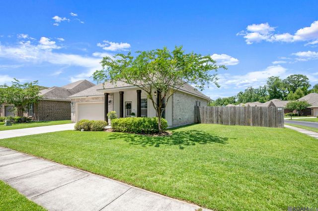 12175 Grand Wood Ave, Gonzales, LA 70737