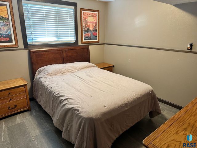 6129 Dakota Ave Avenue, Madison, SD 57042