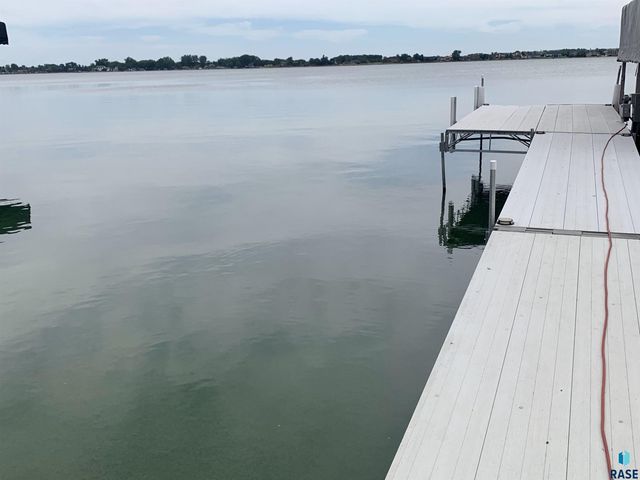 6129 Dakota Ave Avenue, Madison, SD 57042