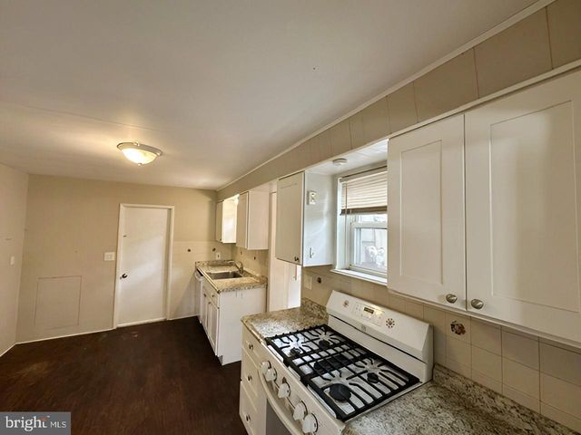 268 SLOAN AVE, Hamilton, NJ 08619