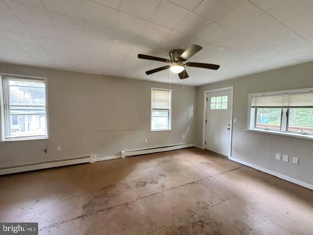 268 SLOAN AVE, Hamilton, NJ 08619