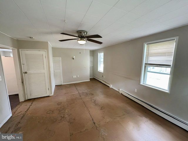 268 SLOAN AVE, Hamilton, NJ 08619