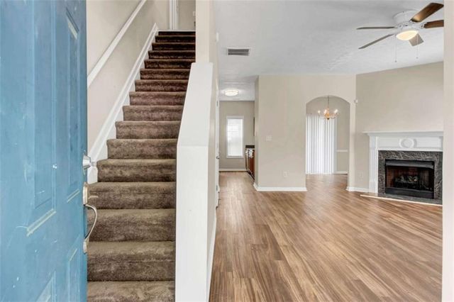 4840 Hairston Parc Square, Stone Mountain, GA 30083