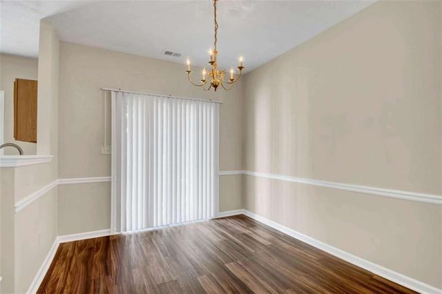 4840 Hairston Parc Square, Stone Mountain, GA 30083