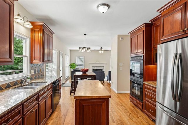 2125 Melrose Trace, Cumming, GA 30041