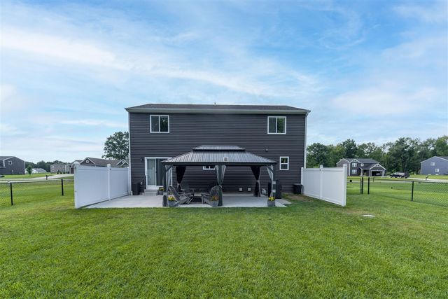 47321 Silver Oaks Boulevard, Mattawan, MI 49071